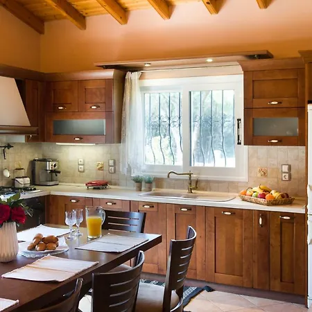 Villa Pine Forest Kompitsion Экстерьер фото